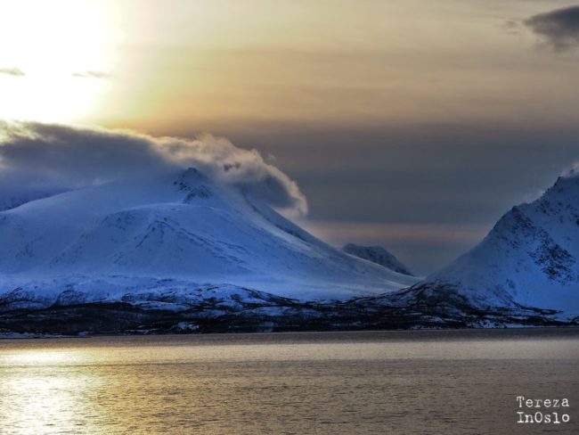 Jak se večeřelo ve srubu a žhavé téma polární záře v Norsku
